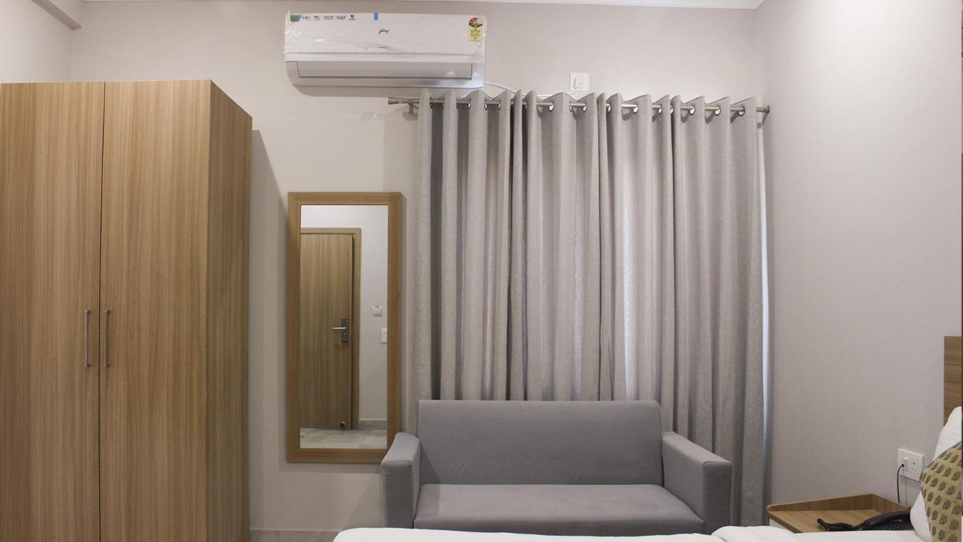Stepinn - Ess Kay Ess Villa Gurgaon Extérieur photo
